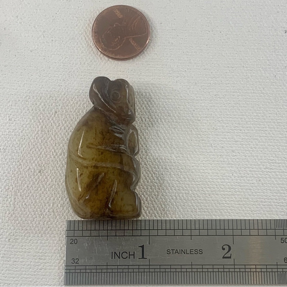 Vintage Chinese Zodiac Jade Monkey Pendant Bead Hand Carved Miniature Animal 1.7 - Picture 12 of 12